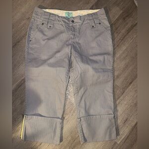 Chic Gray Cropped Women's Jeans